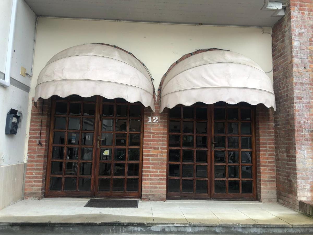 Hotel Taj Bettolle Buitenkant foto